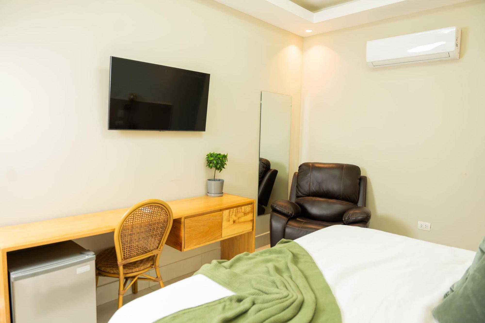 Hotel Stay Here Suites سانتو دومينجو المظهر الخارجي الصورة