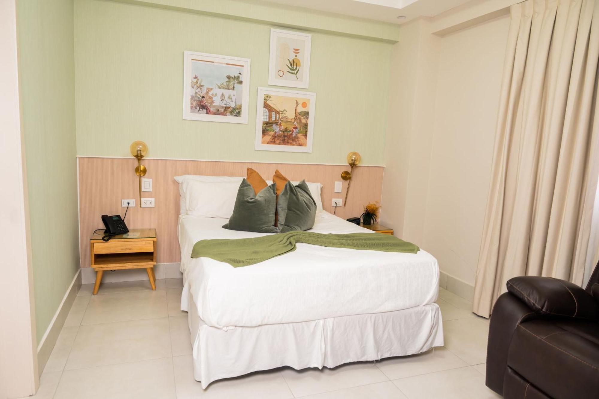 Hotel Stay Here Suites سانتو دومينجو المظهر الخارجي الصورة