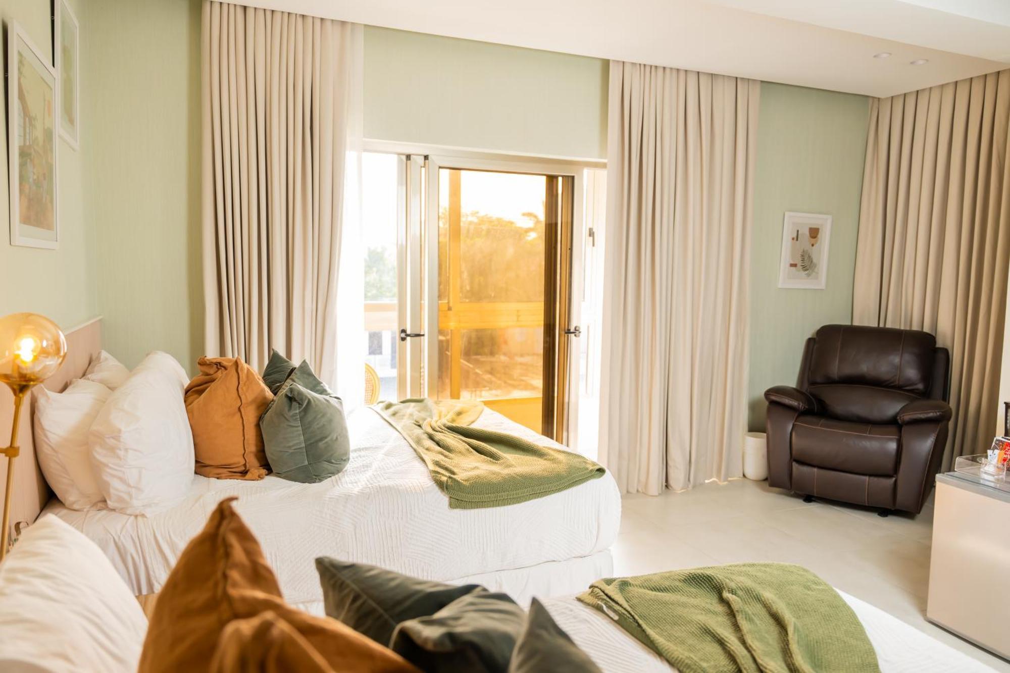 Hotel Stay Here Suites سانتو دومينجو المظهر الخارجي الصورة