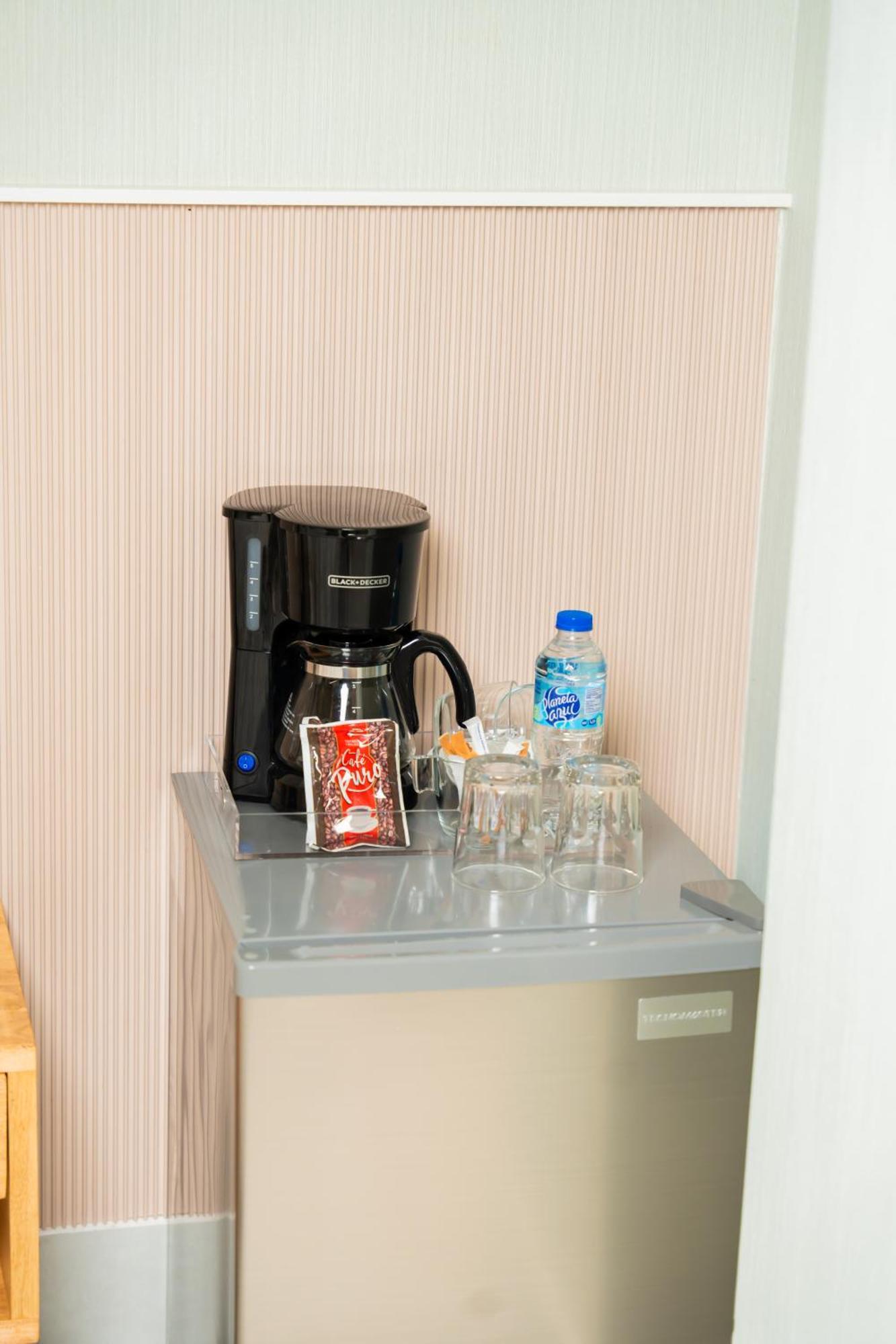 Hotel Stay Here Suites سانتو دومينجو المظهر الخارجي الصورة