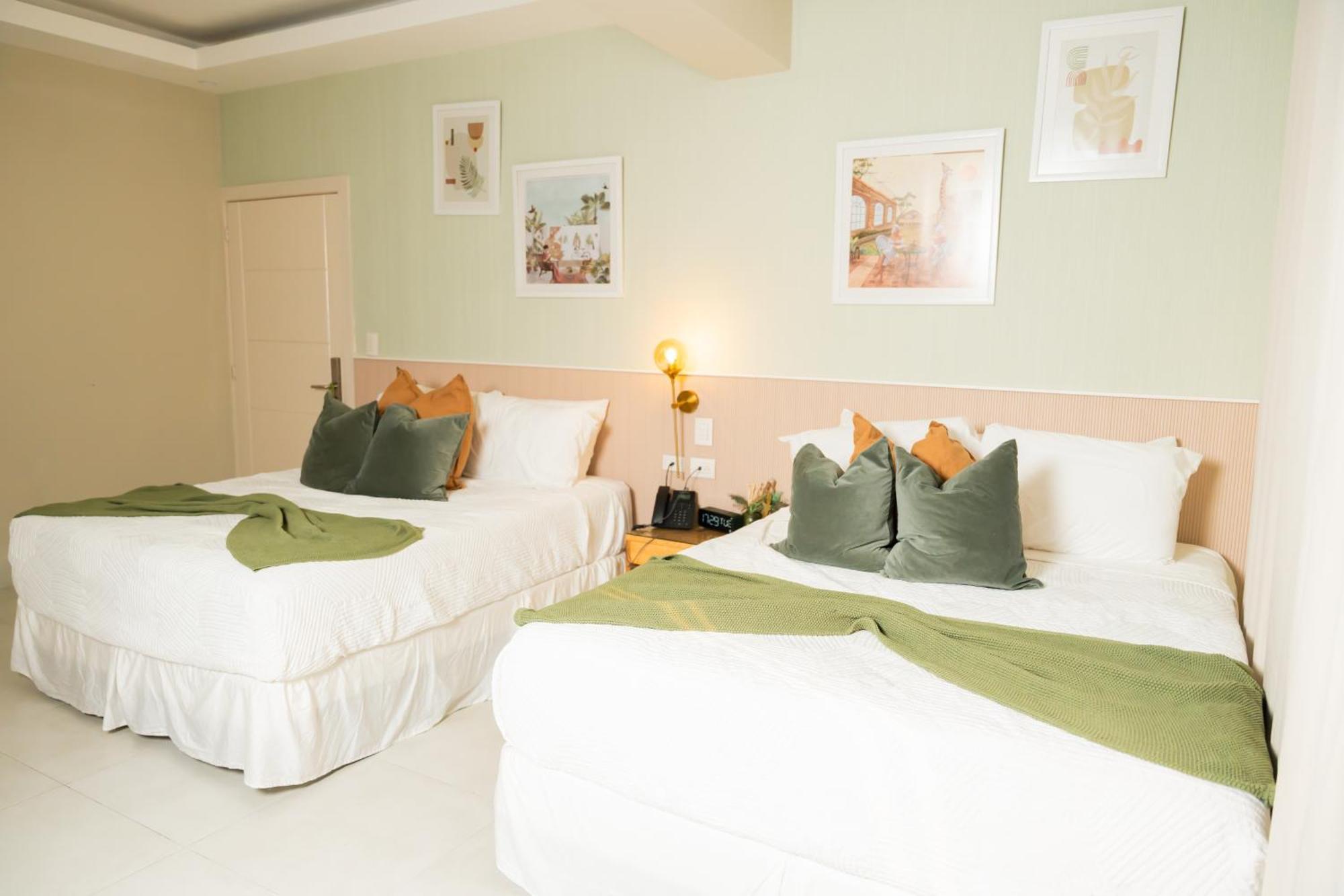 Hotel Stay Here Suites سانتو دومينجو المظهر الخارجي الصورة