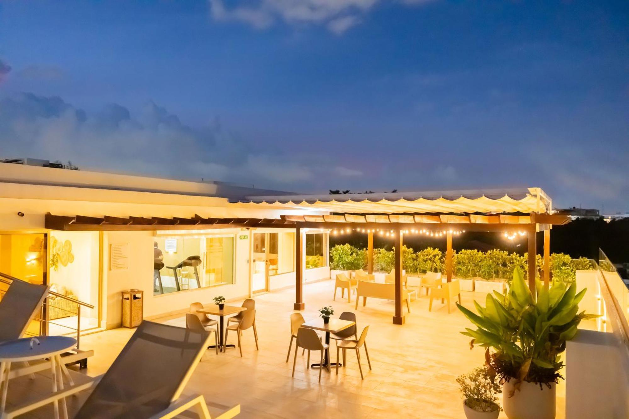 Hotel Stay Here Suites سانتو دومينجو المظهر الخارجي الصورة